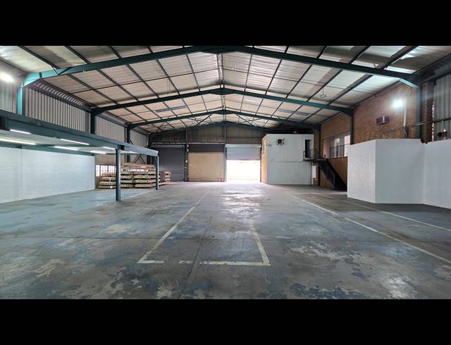750M² WAREHOUSE FOR SALE IN SPARTAN